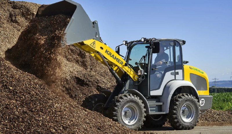 экскаватор погрузчик MST 644 